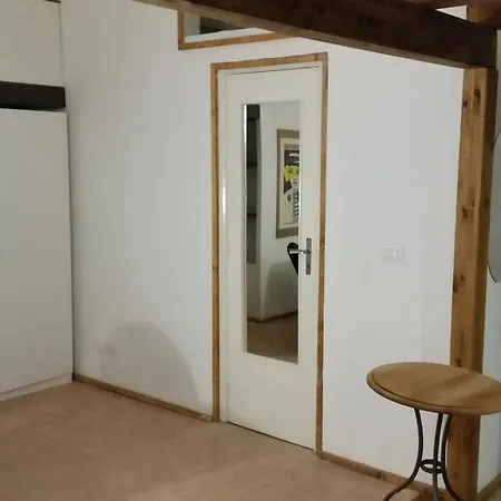 Apartment La Salita Di San Camillo